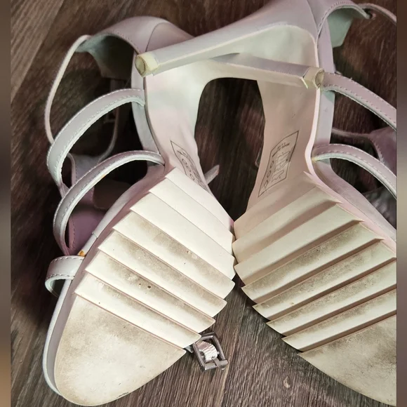 Beau & Ashe sporty gladiator gray & white heels STUNNING  Sz7.5 - Picture 4 of 10
